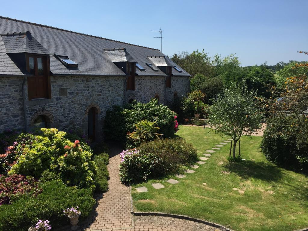 Сasa de vacaciones Du Domaine Du Grenier Yffiniac