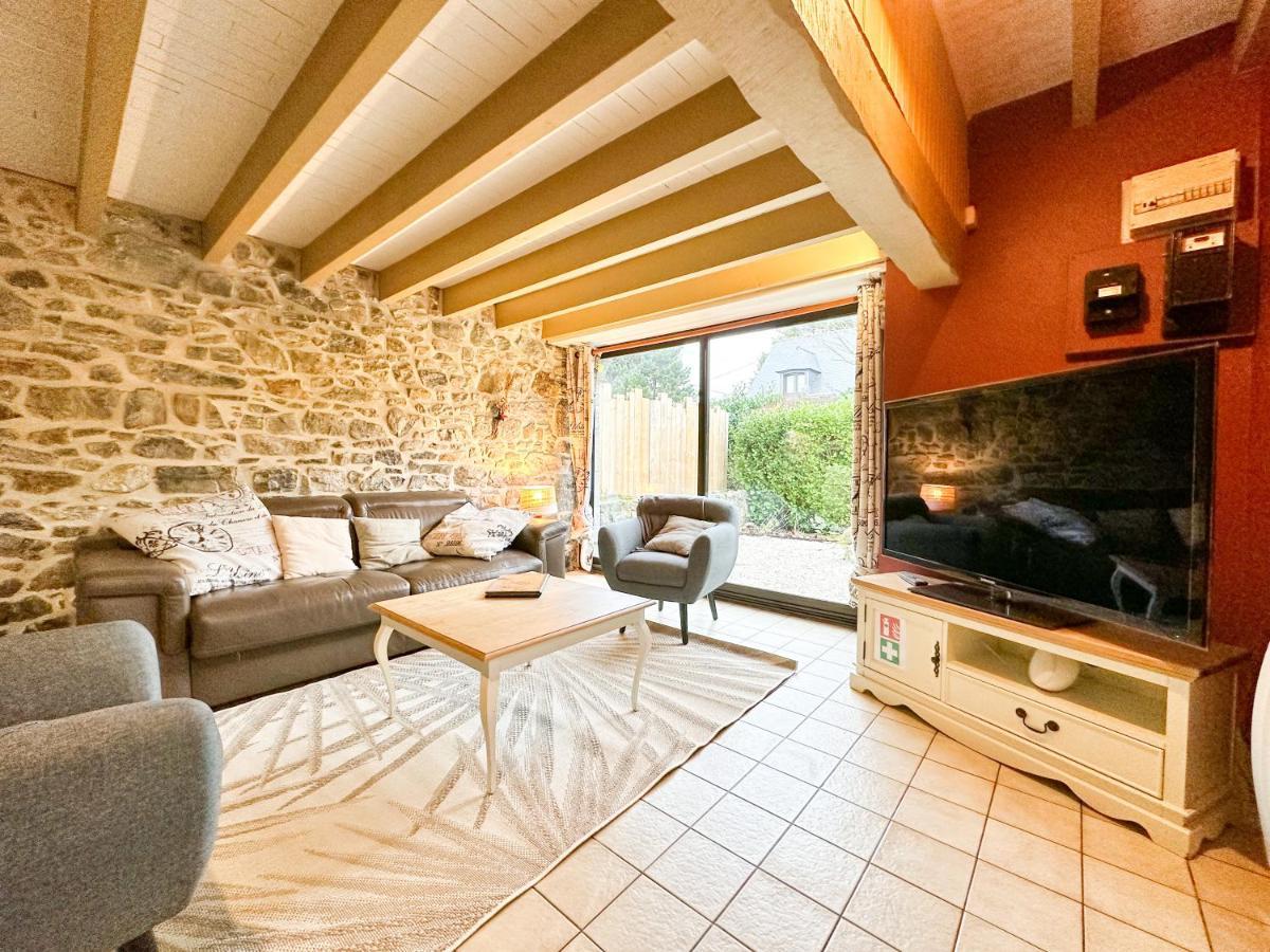 Сasa de vacaciones Du Domaine Du Grenier Yffiniac