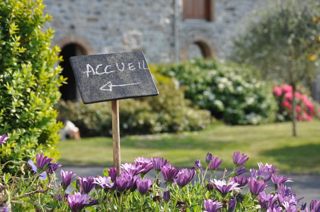 Du Domaine Du Grenier Сasa de vacaciones Yffiniac